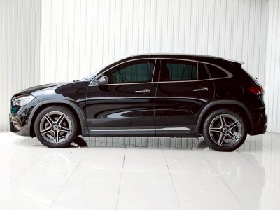 BENZ GLA200 AMG DYNAMIC ปี 2021 โฉม W247 ปี21-ปัจจุบัน สีดำ เกียร์AUTO ไมล์ 54,848 km.