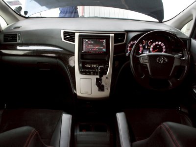 Toyota Vellfire 2.4 Golden Eyes II Wagon ปี 2014 โฉม ปี08-14 สีดำ AUTO เบนซิน ไมล์เพียง 263,148 km.