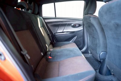 TOYOTA YARIS, 1.2 E ปี 2016 โฉม ปี13-19