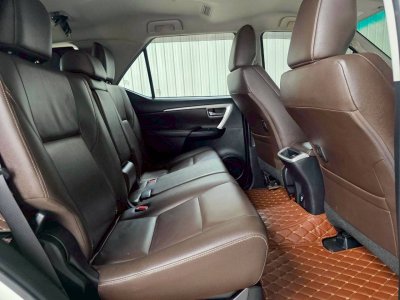 TOYOTA FORTUNER, 2.4 V 4WD ปี 2019 โฉม ปี15-ปัจจุบัน