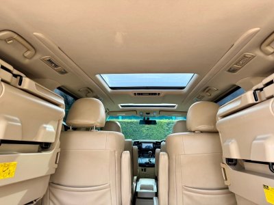 TOYOTA VELLFIRE, 2.4 V ปี 2009 โฉม ปี08-14 สีเทา AUTO เบนซิน ไมล์เพียง 210,397 km.