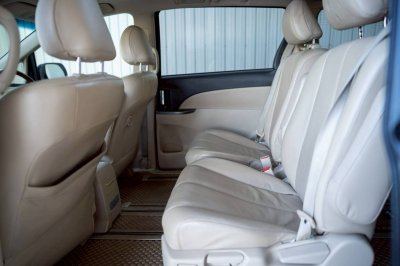 TOYOTA ESTIMA , 2.4 G ปี 2012 โฉม ปี10-ปัจจุบัน