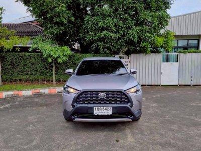 Toyota Corolla Cross 1.8 Sport ปี 2020 ไมล์ 95,365 km. เครื่อง เบนซิน เกียร์ Auto สีเทา