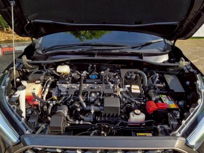 Toyota Corolla Cross 1.8 Hybrid Premium Safety ปี 2021 ไมล์ 70,xxx km. เครื่อง เบนซิน-ไฟฟ้า เกียร์ Auto สีดำ