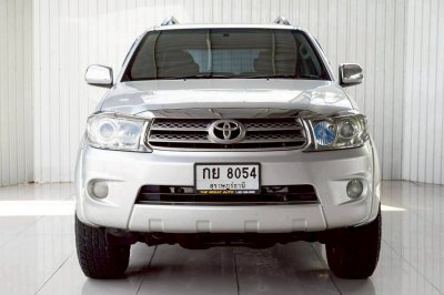 TOYOTA FORTUNER, 2.7 V ปี 2010โฉม ปี08-11