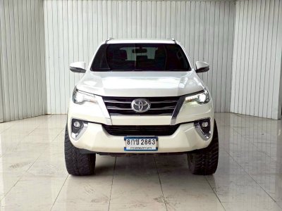 TOYOTA FORTUNER, 2.4 V 4WD ปี 2019 โฉม ปี15-ปัจจุบัน