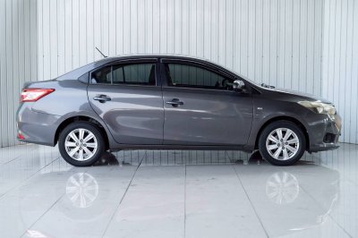 TOYOTA VIOS, 1.5 E ปี 2015 โฉม ปี13-ปัจจุบัน รถสวยมือเดียวป้ายแดง ไม่มีvat