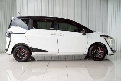 TOYOTA SIENTA, 1.5 V ปี 2019 โฉม ปี16-ปัจจุบัน