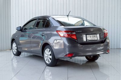 TOYOTA VIOS, 1.5 E ปี 2015 โฉม ปี13-ปัจจุบัน รถสวยมือเดียวป้ายแดง ไม่มีvat