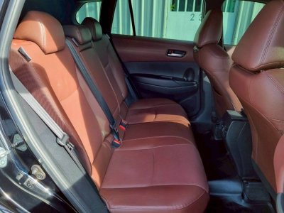 Toyota Corolla Cross 1.8 Hybrid Premium Safety ปี 2021 ไมล์ 70,xxx km. เครื่อง เบนซิน-ไฟฟ้า เกียร์ Auto สีดำ