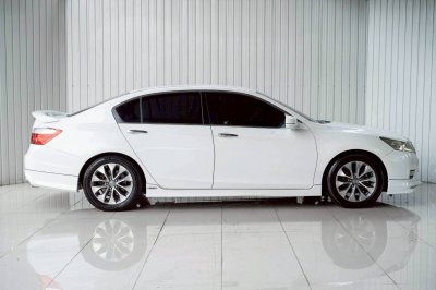 HONDA ACCORD, 2.4 EL i-VTEC ปี 2013 โฉม ปี13-19 รถมือเดียวออกห้างป้ายแดง