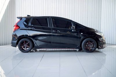 HONDA JAZZ, 1.5 i-VTEC V+ ปี 2020โฉม ปี14-ปัจจุบัน