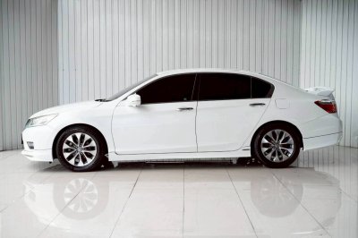 HONDA ACCORD, 2.4 EL i-VTEC ปี 2013 โฉม ปี13-19 รถมือเดียวออกห้างป้ายแดง
