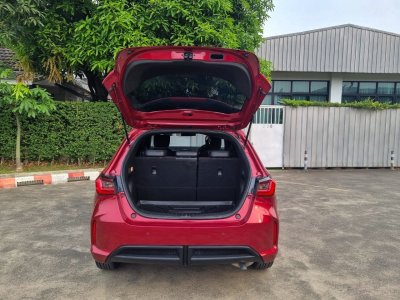 Honda City 1.0 Turbo RS Hatchback Top สุด ปี 2021 ไมล์ 93,xxx km. เครื่อง เบนซิน เกียร์ Auto สีแดง