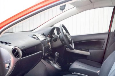 MAZDA2, 1.5 Groove Sports ปี 2011 โฉม ปี09-14 5Dr เกียร์อัตโนมัติ