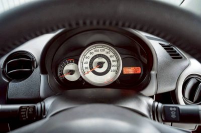 MAZDA2, 1.5 Groove Sports ปี 2011 โฉม ปี09-14 5Dr เกียร์อัตโนมัติ