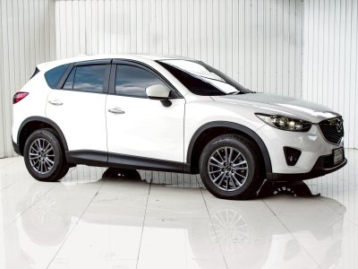 MAZDA CX-5, 2.0 SP ปี 2014 โฉม ปี13-ปัจจุบัน เบนชิน สีขาว เกียร์ AUTO ไมล์เพียง 317,520 km.