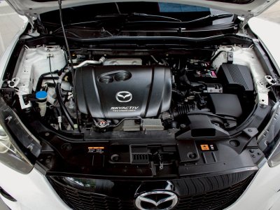 MAZDA CX-5, 2.0 SP ปี 2014 โฉม ปี13-ปัจจุบัน เบนชิน สีขาว เกียร์ AUTO ไมล์เพียง 317,520 km.