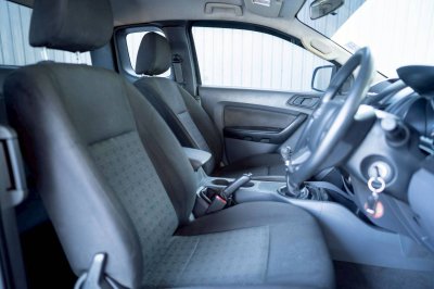 FORD RANGER, 2.2 XL+ ปี 2019 สีดำ เกียร์ธรรมดา ดีเซล โฉม HI-RIDER OPEN CAB