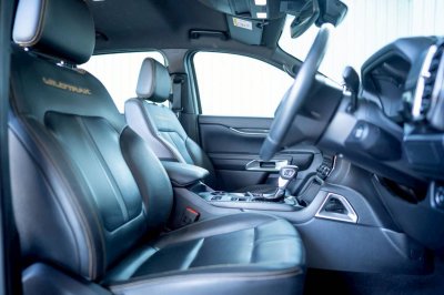 FORD RANGER, 2.0 TURBO WILDTRAK ปี 2022 เกียร์A/T ขับ 2 สีเทาโฉม HI-RIDER DOUBLE CAB