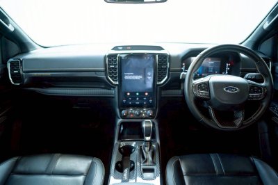 FORD RANGER, 2.0 TURBO WILDTRAK ปี 2023 เกียร์A/T ขับ 2 สีเหลืองโฉม HI-RIDER DOUBLE CAB