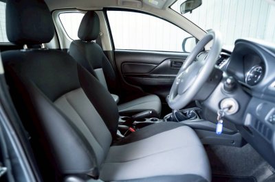 MITSUBISHI TRITON 18-23, 2.5 GLX ปี 2022 สีเทา MT โฉม MEGA CAB