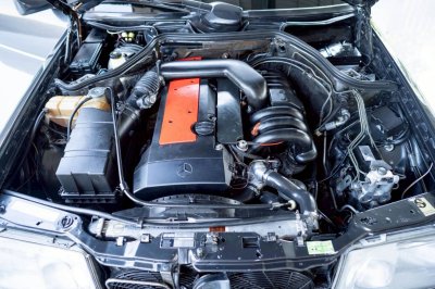 Benz E280 W124 Code C ปี 1996 เครื่อง M104 ฝาแดง-ดำ เหยียบมันส์สุดเกือบ200 ม้า