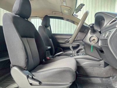 MITSUBISHI TRITON 18-23, 2.5 GLX ปี 2020 สีเทา MT โฉม MEGA CAB