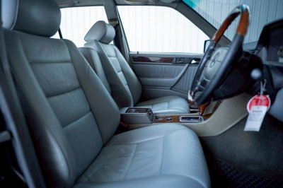 Benz E280 W124 Code C ปี 1996 เครื่อง M104 ฝาแดง-ดำ เหยียบมันส์สุดเกือบ200 ม้า