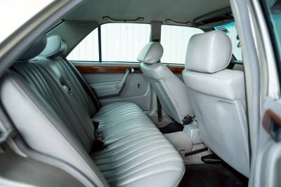 Benz 190E W201 ปี 1993  ราคาเพียง 189,000 บาท เท่านั้น! (ไม่รวมเลขทะเบียนสวย)