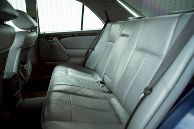 Benz C220 W202 Elegance ปี 1995