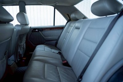 Benz E280 W124 Code C ปี 1996 เครื่อง M104 ฝาแดง-ดำ เหยียบมันส์สุดเกือบ200 ม้า