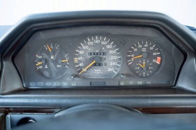 Benz E280 W124 Code C ปี 1996 เครื่อง M104 ฝาแดง-ดำ เหยียบมันส์สุดเกือบ200 ม้า