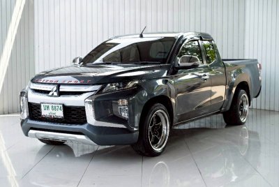MITSUBISHI TRITON 18-23, 2.5 GLX ปี 2022 สีเทา MT โฉม MEGA CAB