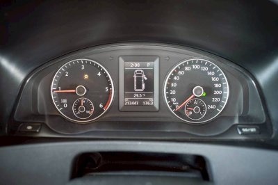 Volkswagen Caravelle 2.0 Bi-Turbo TDi ปี 2012 (จดปี 2013)