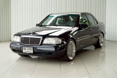 Benz C220 W202 Elegance ปี 1995