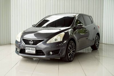 NISSAN PULSAR, 1.8 V ปี 2013 สีเทา โฉม ปี12-ปัจจุบัน
