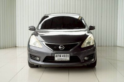 NISSAN PULSAR, 1.8 V ปี 2013 สีเทา โฉม ปี12-ปัจจุบัน
