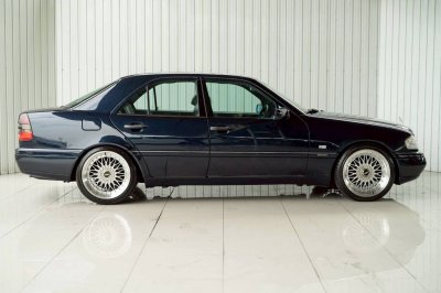 Benz C220 W202 Elegance ปี 1995
