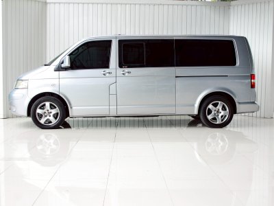VOLKSWAGEN CARAVELLE, 3.2 V6 ปี 2008 โฉม ปี06-ปัจจุบัน เกียร์ Auto ทิปโทรนิค เดินหน้า 6 speed สีเทา เครื่องยนต์ เบนซิน ไมล์ 262,205 km