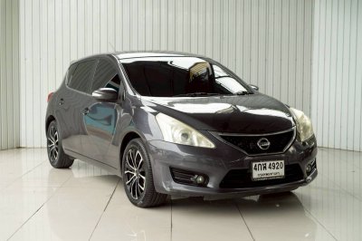 NISSAN PULSAR, 1.8 V ปี 2013 สีเทา โฉม ปี12-ปัจจุบัน