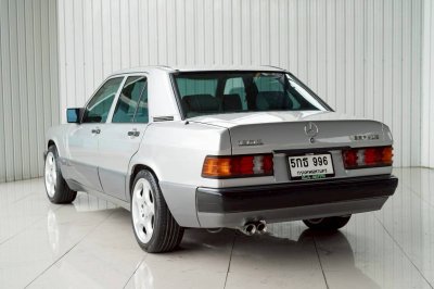 Benz 190E W201 ปี 1993  ราคาเพียง 189,000 บาท เท่านั้น! (ไม่รวมเลขทะเบียนสวย)