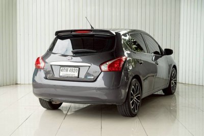 NISSAN PULSAR, 1.8 V ปี 2013 สีเทา โฉม ปี12-ปัจจุบัน
