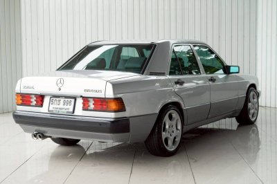 Benz 190E W201 ปี 1993  ราคาเพียง 189,000 บาท เท่านั้น! (ไม่รวมเลขทะเบียนสวย)