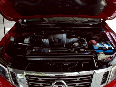 NISSAN NAVARA,NP300 2.5 EL KING CAB CALIBRE ปี 2020 (VAT.) โฉม CALIBRE KING CAB เกียร์ ธรรมดา ดีเซล สี แดง ไมล์เพียง 63,285 km.