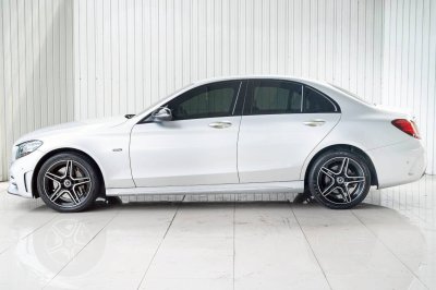 BENZ C-CLASS, C300e AMG SPORT ปี 2021 สีเทา โฉม W205 ปี14-23