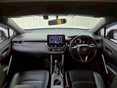 TOYOTA COROLLA CROSS, 1.8 SPORT ปี 2023 สีขาว โฉม ปี20-ปัจจุบัน