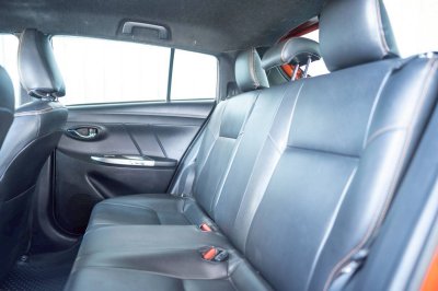 TOYOTA YARIS, 1.2 G ปี 2016 สีส้มโฉม ปี13-19