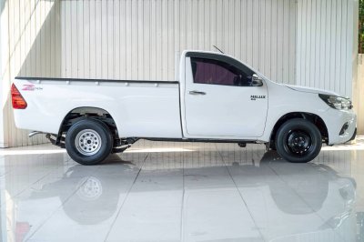 TOYOTA HILUX REVO, 2.8 J PLUS ปี 2020 โฉม STANDARD CAB
