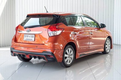 TOYOTA YARIS, 1.2 G ปี 2016 สีส้มโฉม ปี13-19